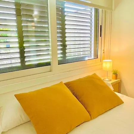 Luxury Views Canido, Acces