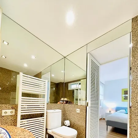 Luxury Views Canido, Acces