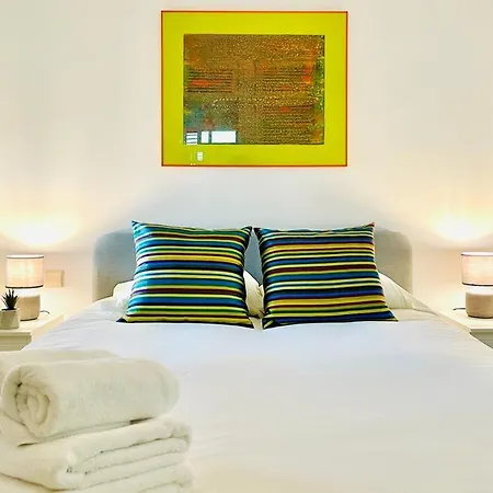 Luxury Views Canido, Acces *