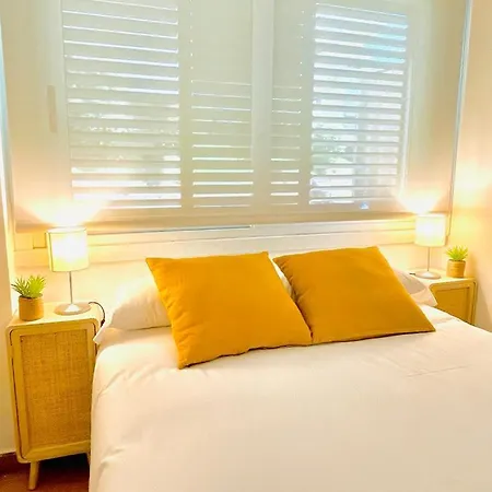 Luxury Views Canido, Acces